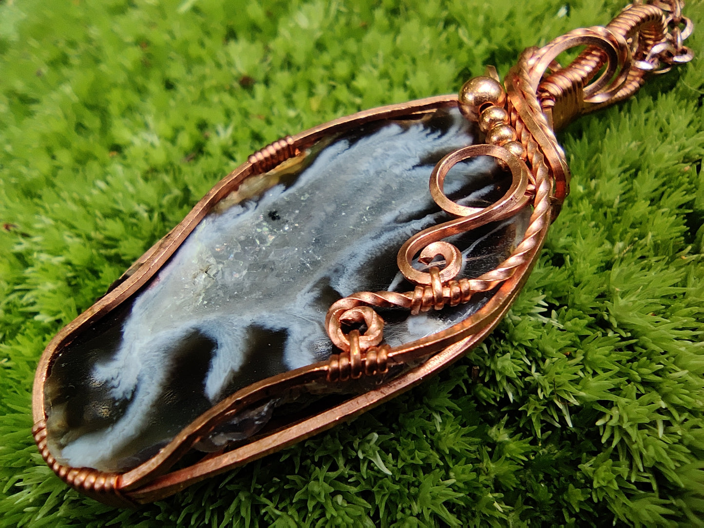 Agate Slice in Copper Pendant Necklace