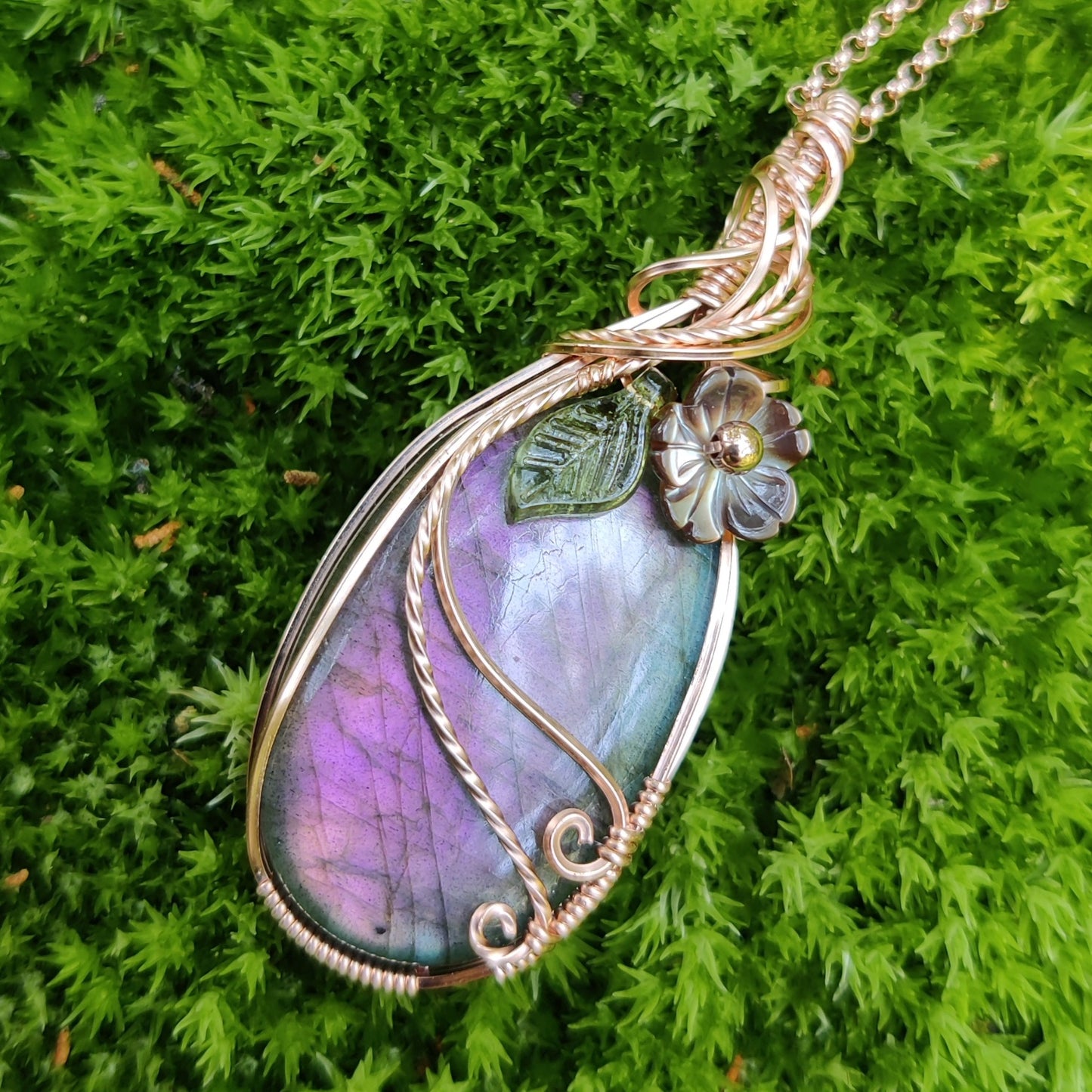 Labradorite with flower in 14k Rose Gold FIll Pendant Necklace