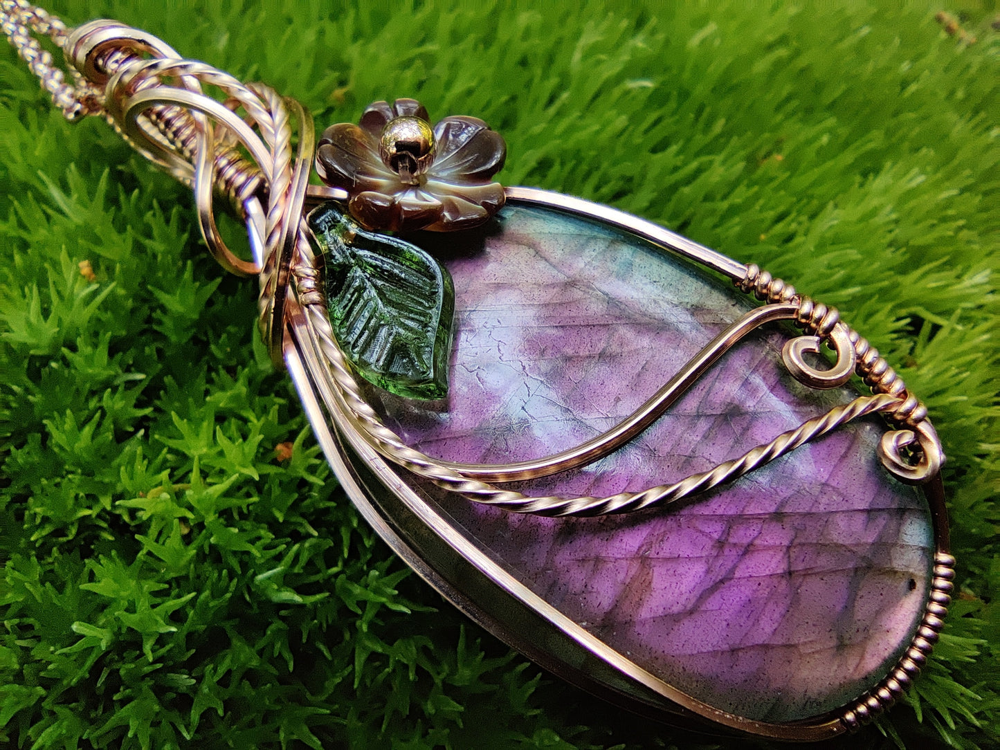 Labradorite with flower in 14k Rose Gold FIll Pendant Necklace