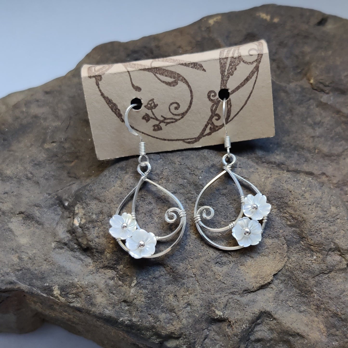 Moondrop Earrings in Sterling Silver with White Mother of Pearl Flowers