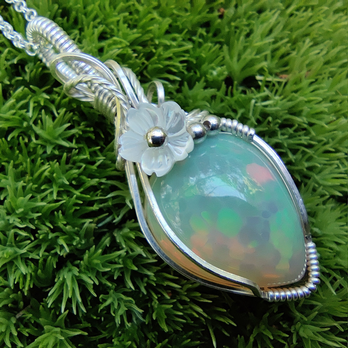 6.07ct Ethiopian Opal with flower in Sterling Silver Pendant Necklace