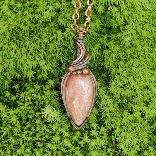 Sunstone in Copper Pendant Necklace